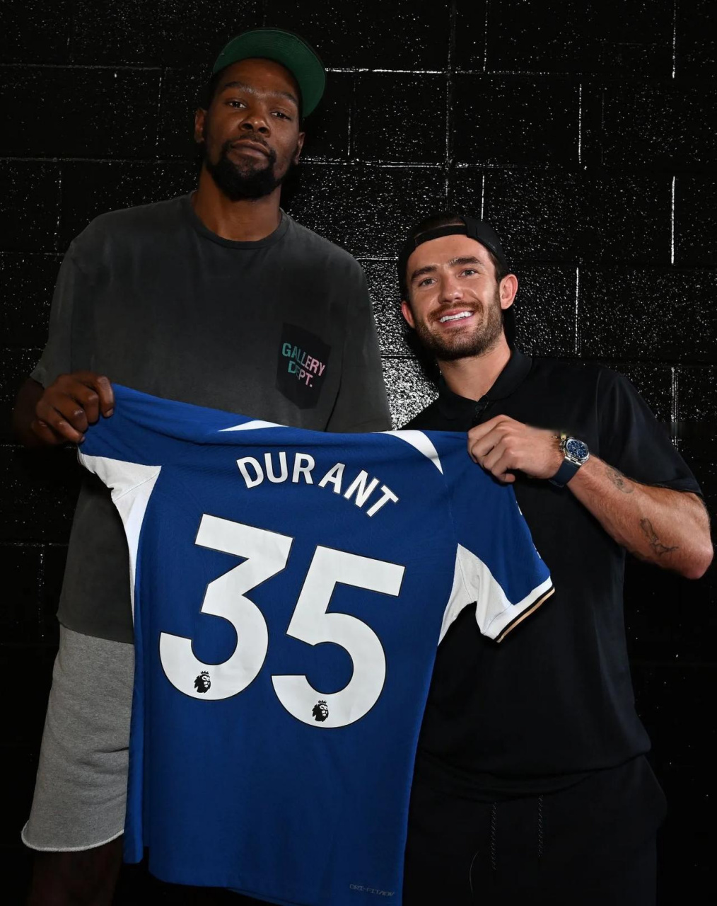 九游-杜兰特连续五场比赛得分超过惊险取胜，切尔西挑战极限！的简单介绍